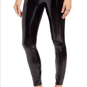 NWOT Spanx size Small Faux Patent leather leggings